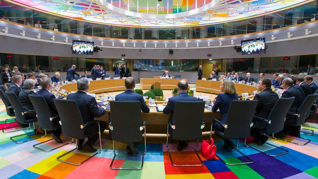 Verlinkung zu Rat der Europäischen Union (Ministerrat)