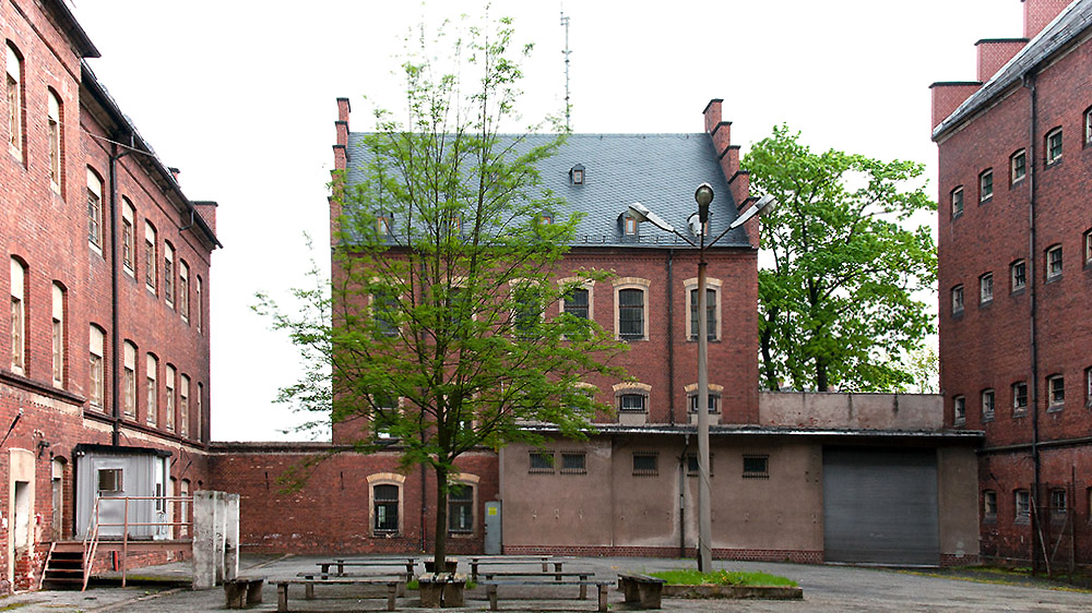 Frauengefängnis Hoheneck, Freiganghof mit Blick auf Ostflügel