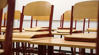 Symbolbild Schule Bei Klick Weiterleitung auf Unterseite "Politische Bildung und Schule".