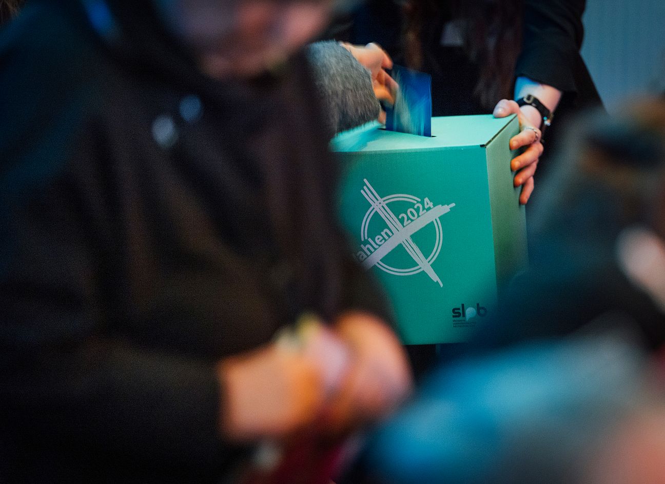 forum versammlung diskussion wahl slpb