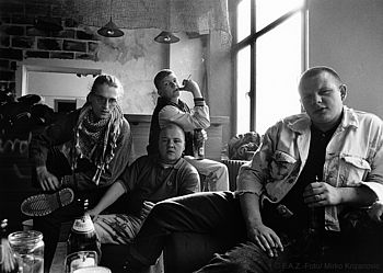 Neonazis in Zwickau Bei Klick Weiterleitung auf die Hintegrundreportage von Doreen Reinhard.