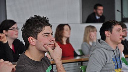 Bei Klick vergrößert sich das Bild. 