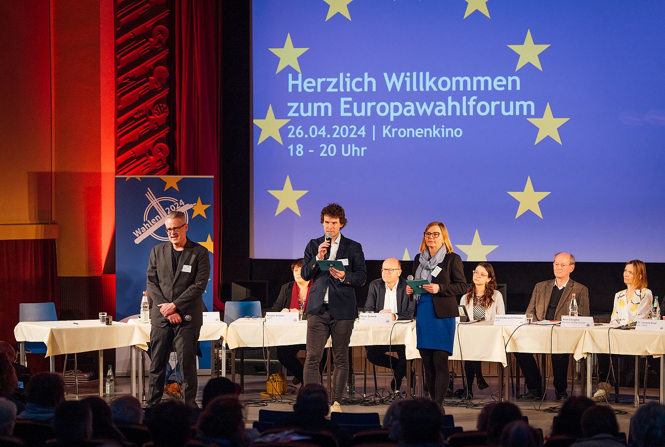 forum versammlung diskussion wahl slpb