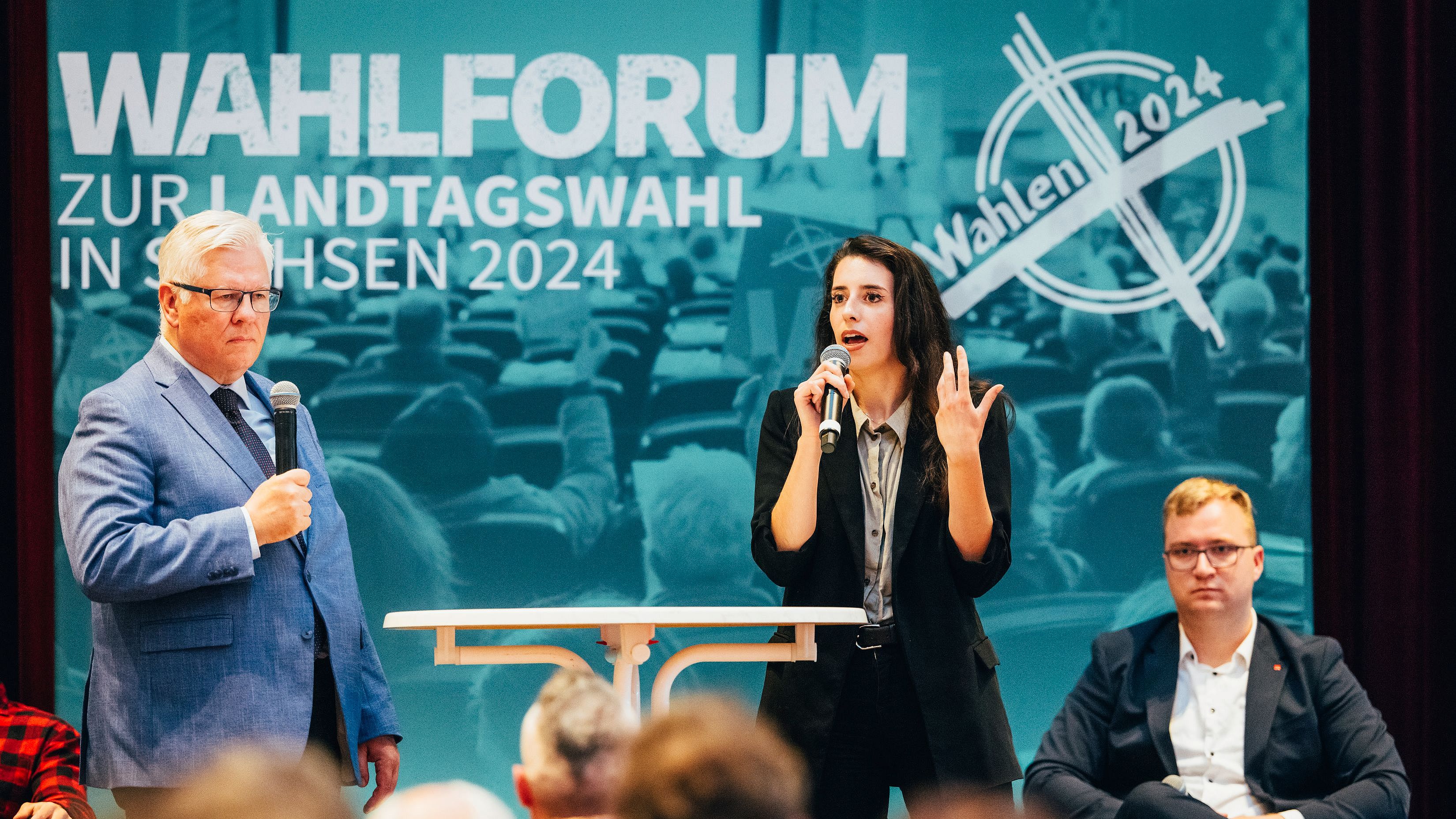 forum diskussion gespraech podium landespolitik