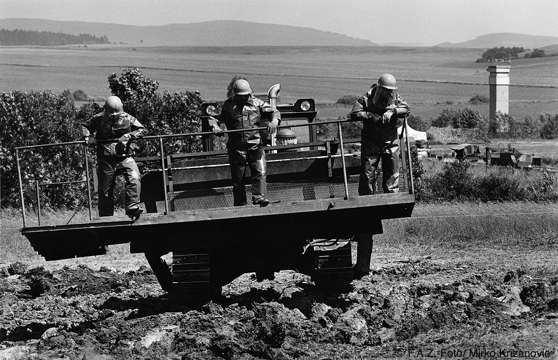 Get Hoffnungen For Free