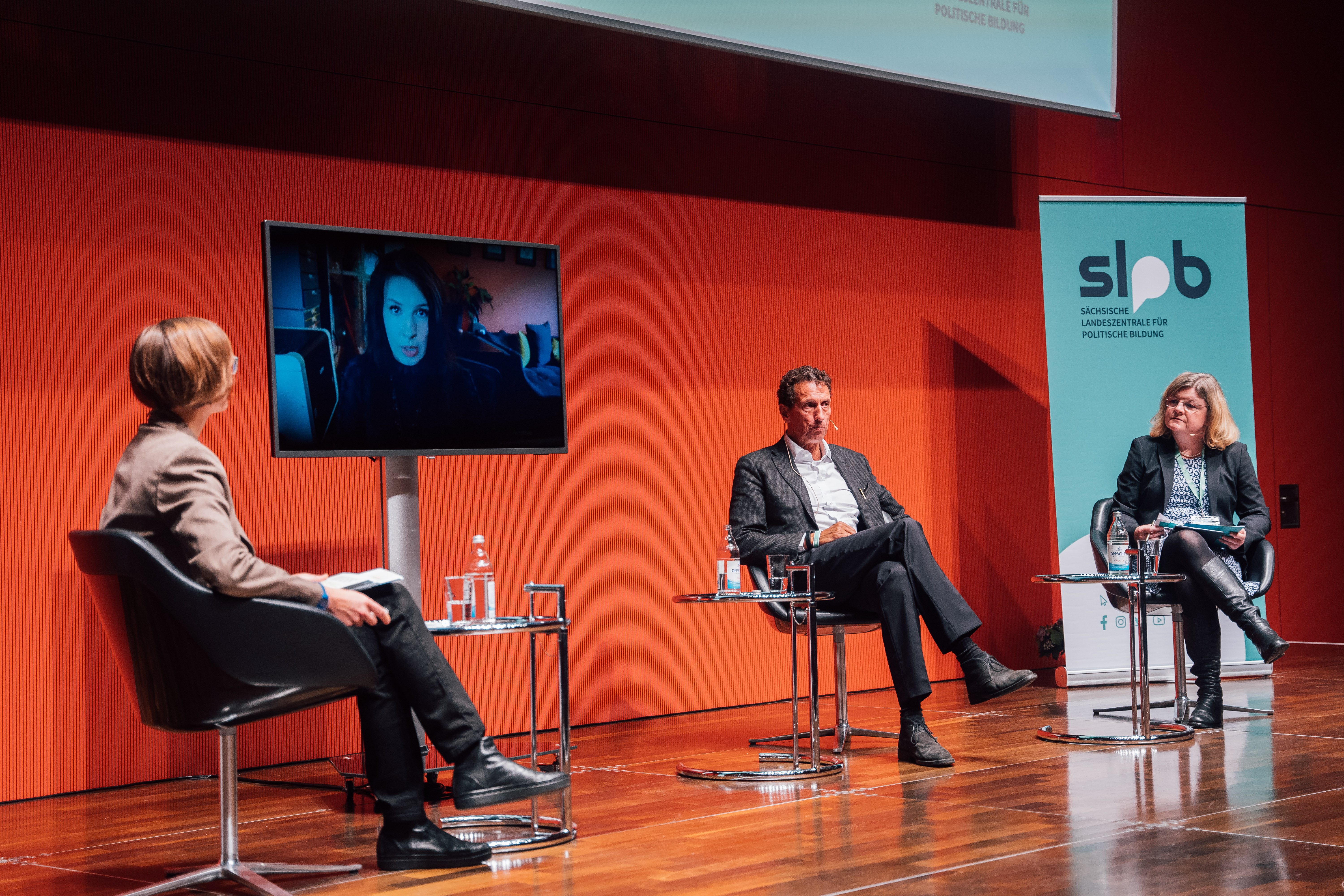 Partnerkonferenz Podium Bei Klick vergrößert sich das Bild.
